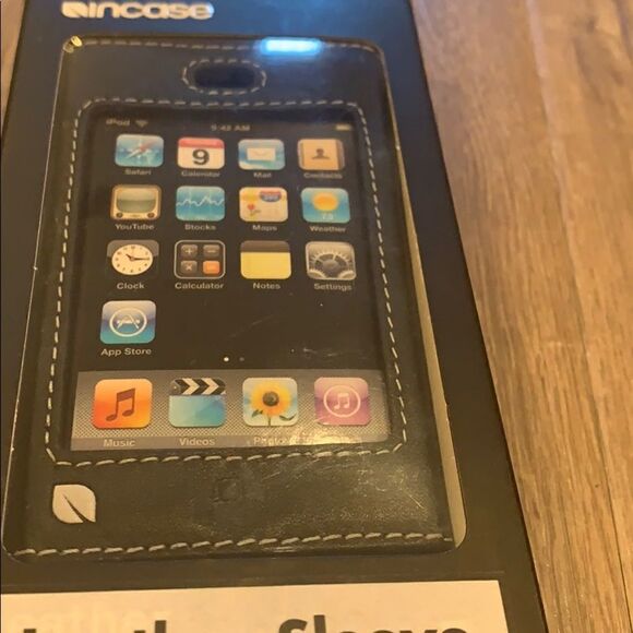 Leather case  - Picture 2 of 5